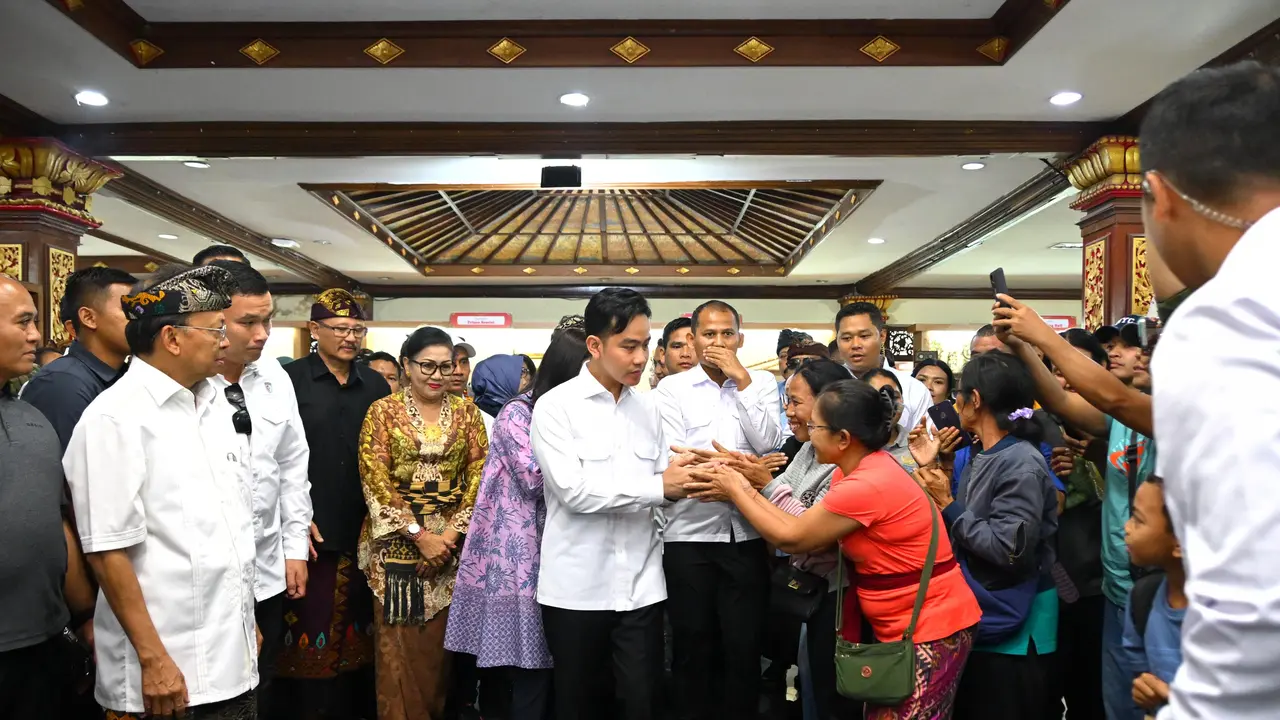 gibran-ajak-warga-majukan-ekonomi-lewat-wisata-budaya-bali